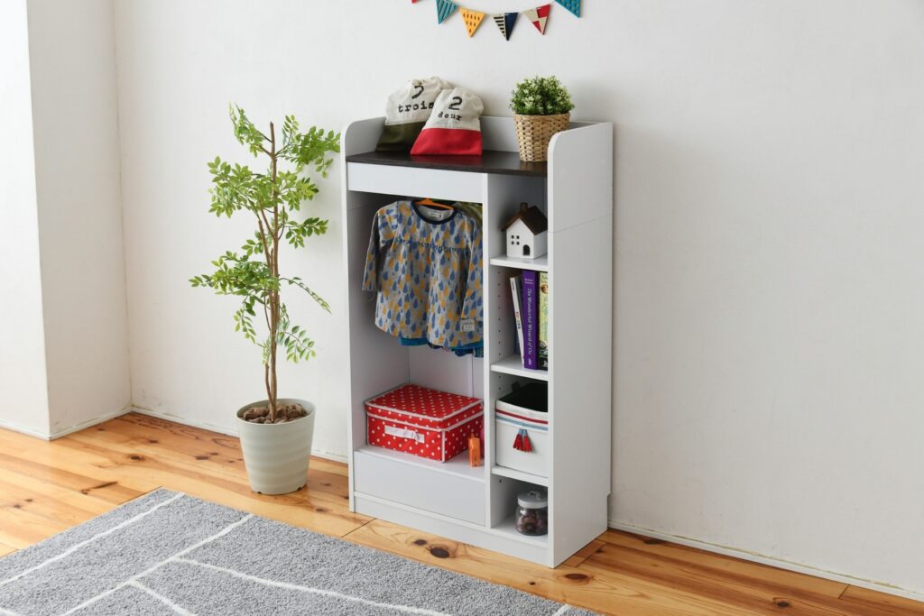 保育園グッズをリビングに収納！子供が自主的に使えるようになるコツ